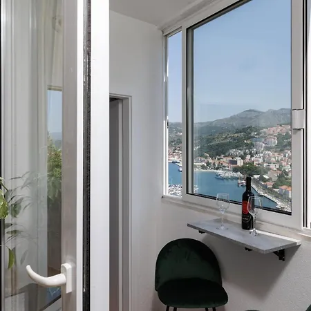 Port View Apartman